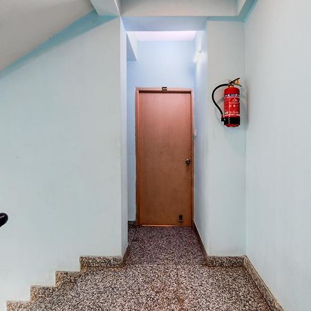Hotel O Casa Astra Kalküta Dış mekan fotoğraf
