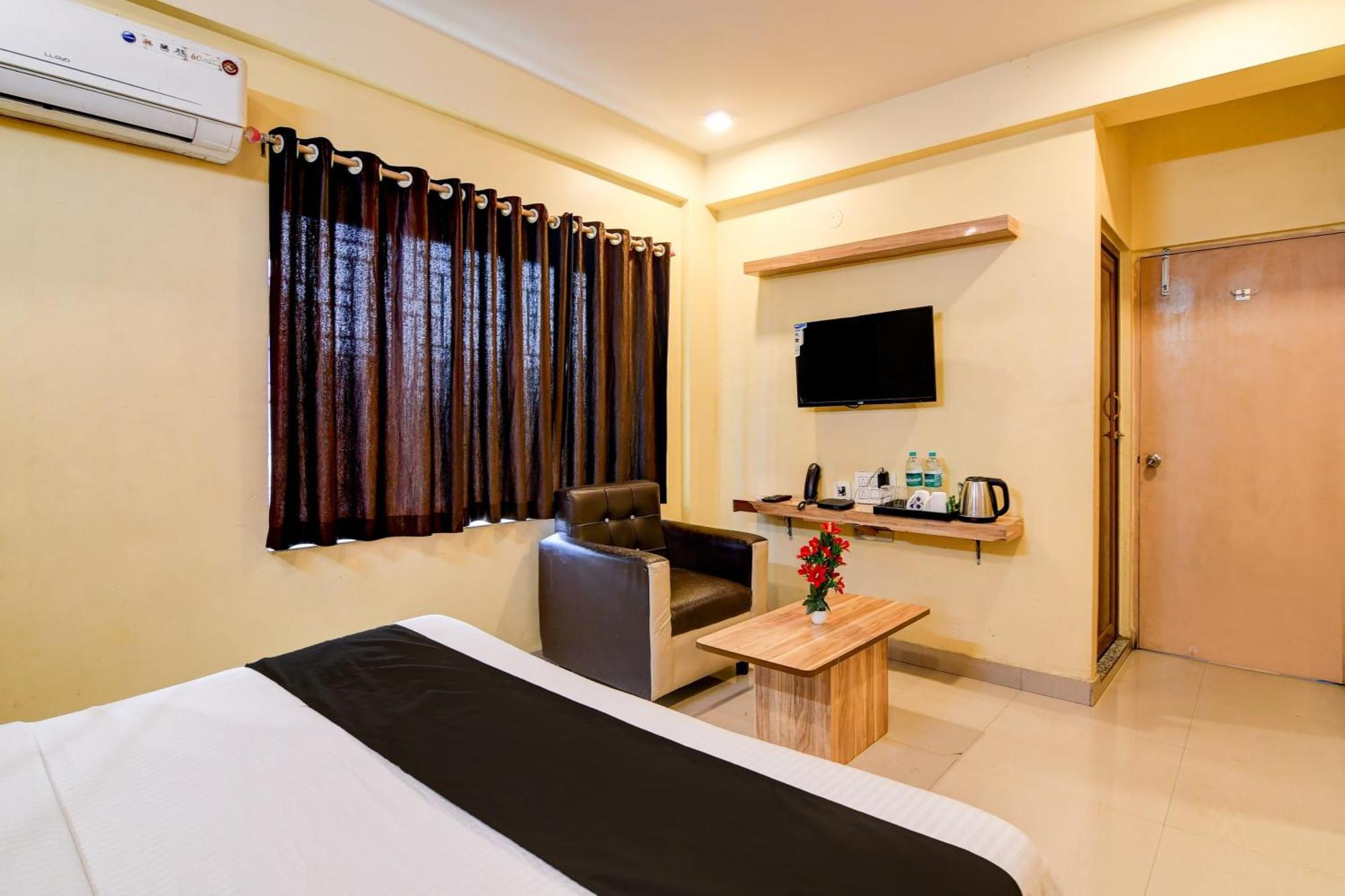 Hotel O Casa Astra Kalküta Dış mekan fotoğraf