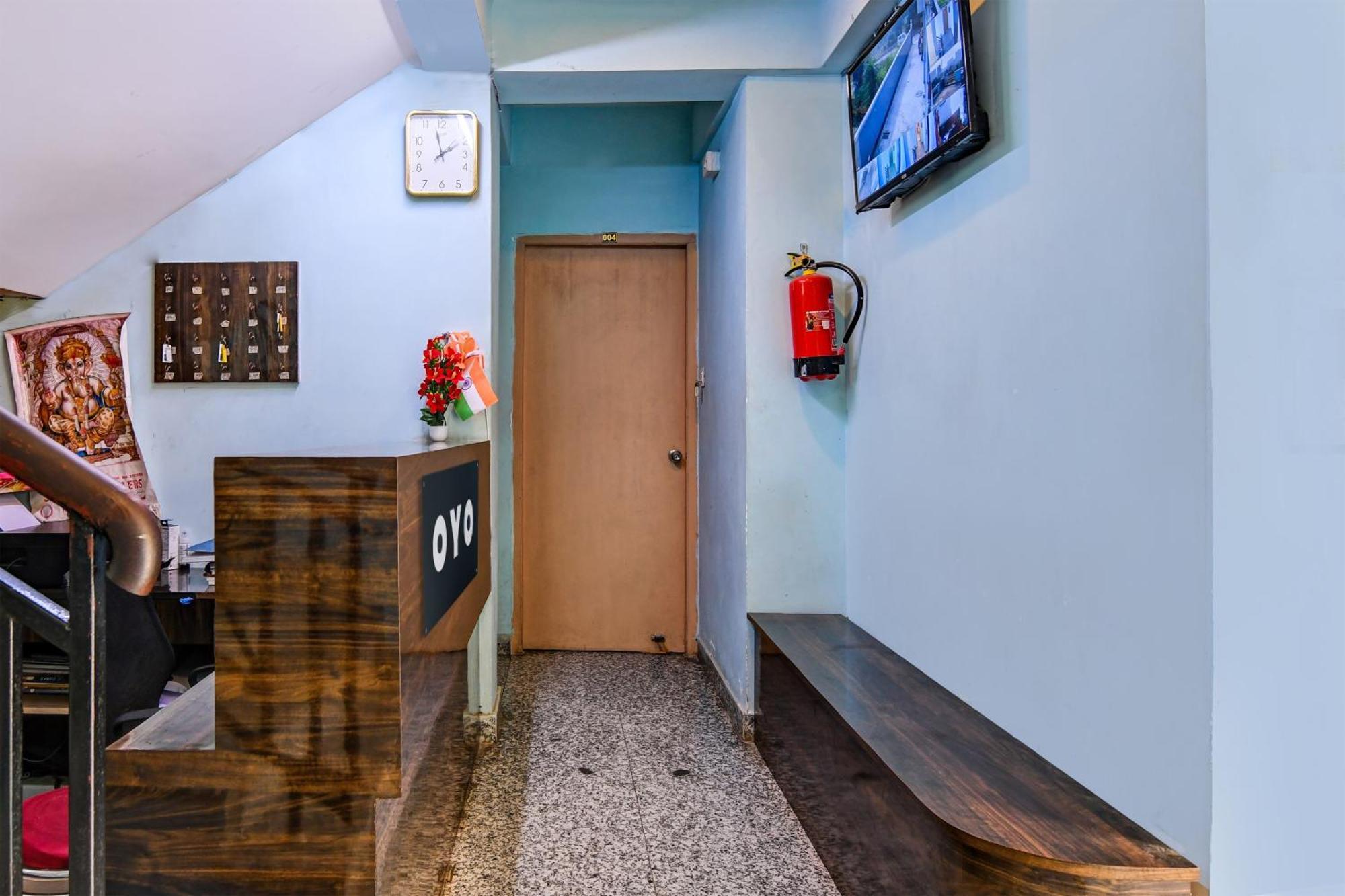 Hotel O Casa Astra Kalküta Dış mekan fotoğraf